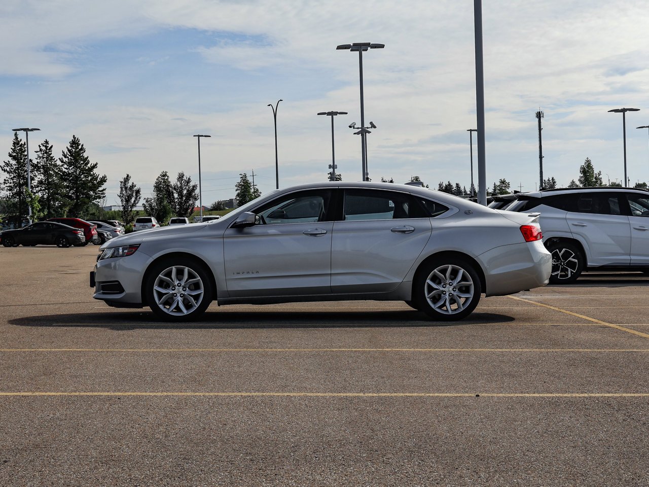 2017 Chevrolet Impala 4dr Sdn LT w/1LT Grey Sherwood Park - photo #4