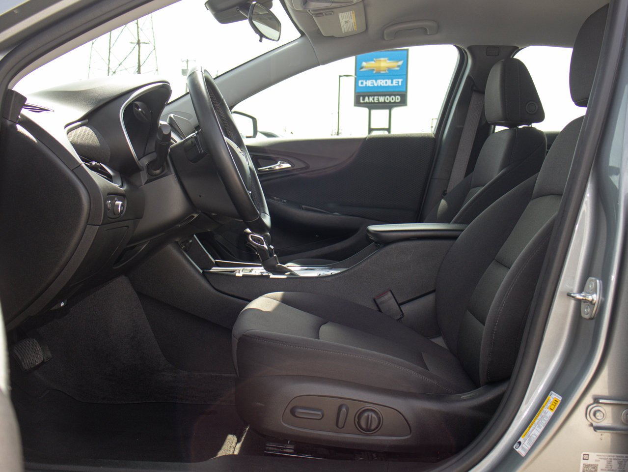 2024 Chevrolet Malibu 4dr Sdn 1LT Grey Sherwood Park - photo #16