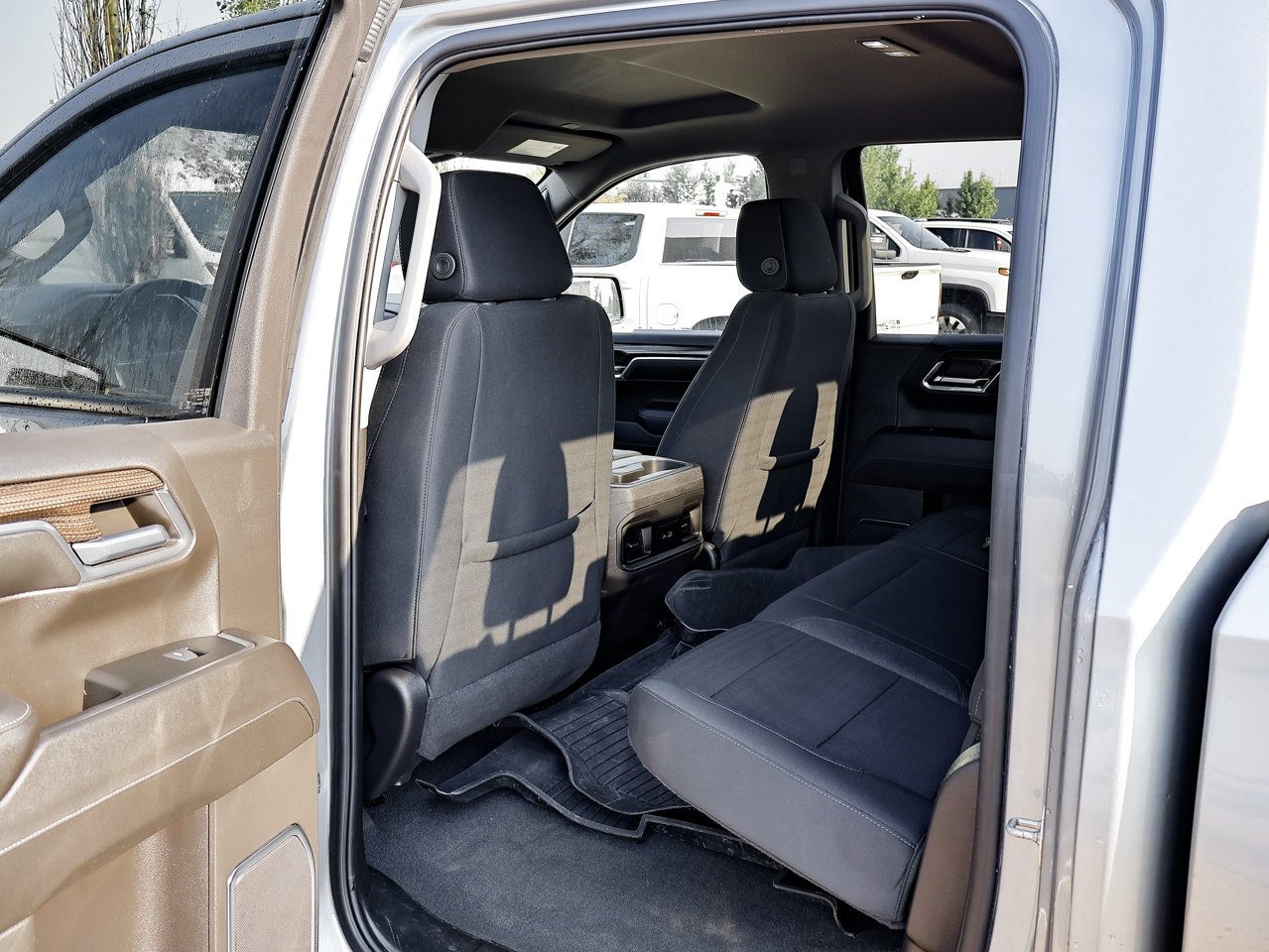2024 Chevrolet Silverado 1500 4WD Crew Cab 147 LT Trail Boss Grey Sherwood Park - photo #25