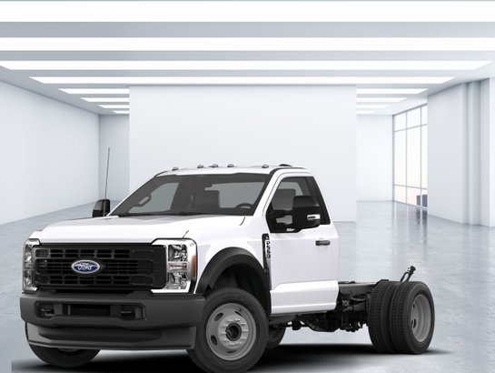 2026 Ford Super Duty F-550 DRW 2026 Oxford White