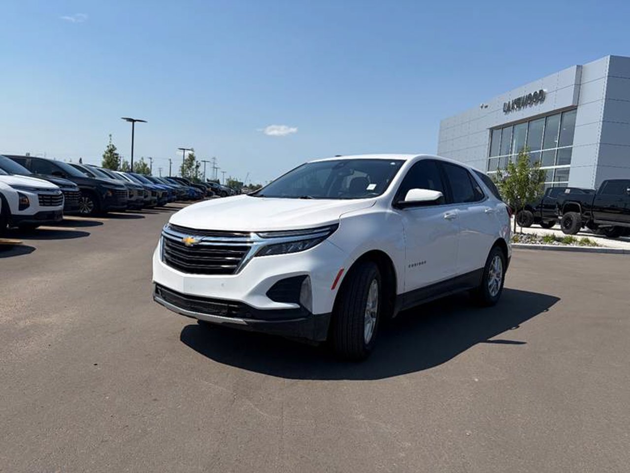 2022 Chevrolet Equinox AWD 4dr LT w/1LT White Sherwood Park - photo #2