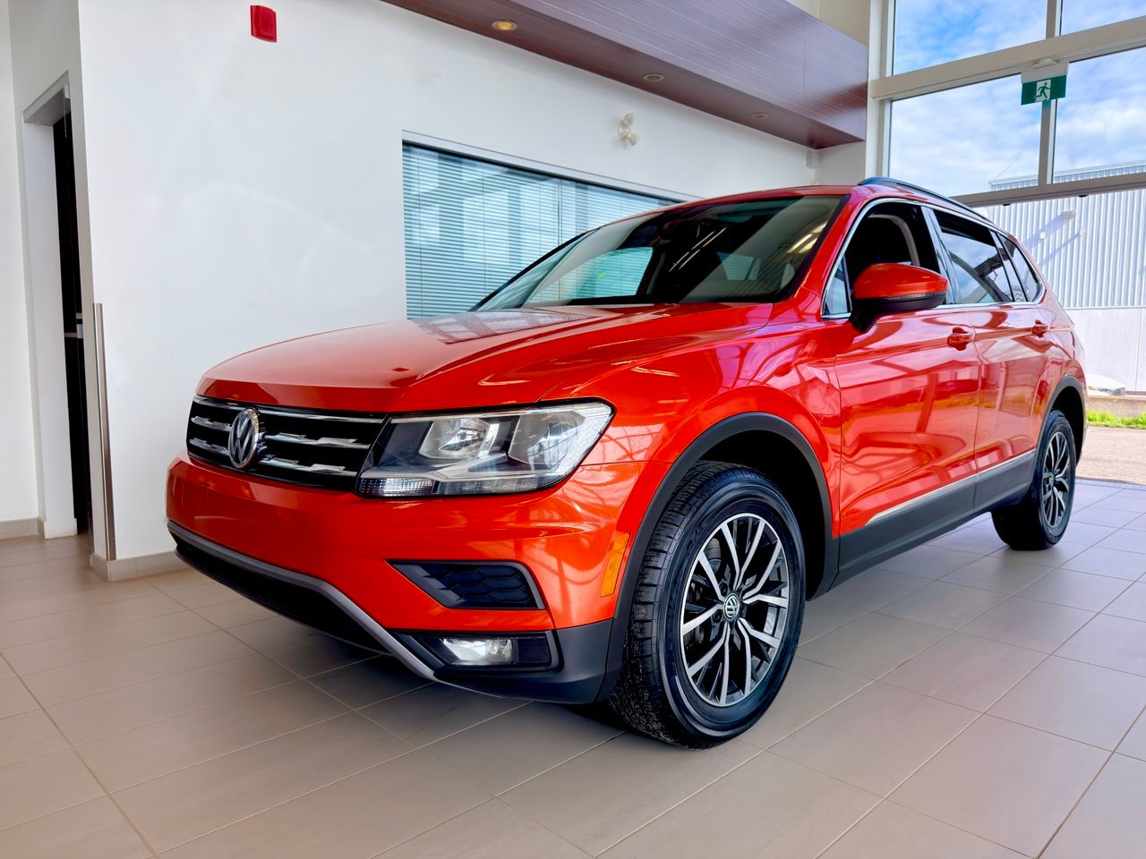 Volkswagen Tiguan 2019 Orange Notre-Dame-des-Prairies - photo #2