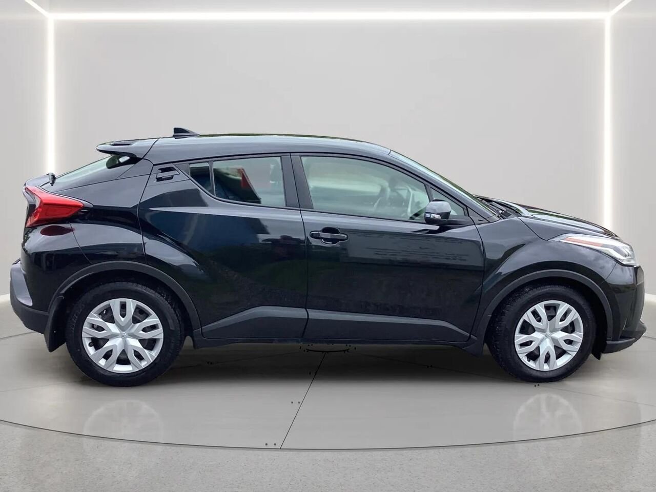 2021 TOYOTA C-HR LE Black Gatineau - photo #5