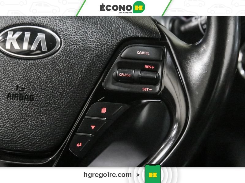 Kia Forte5 2018 Blanc Laval - photo #15