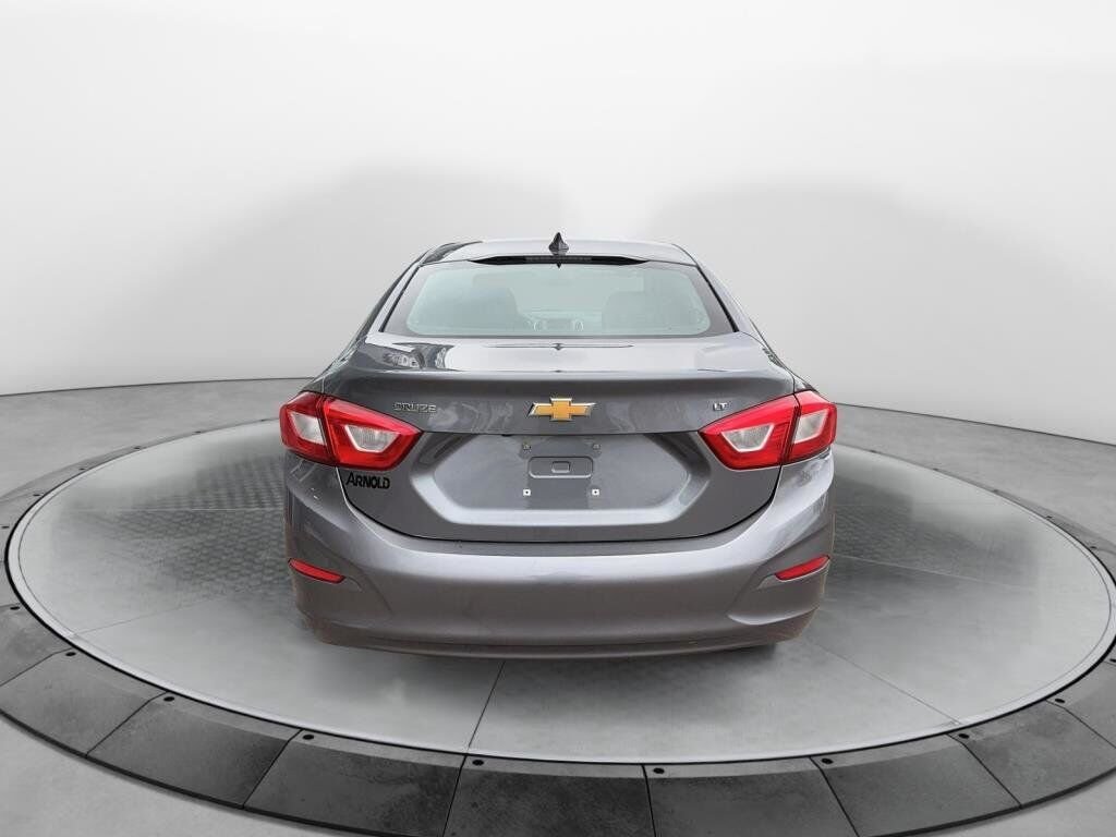 2018 Chevrolet Cruze VIN 1G1BE5SMXJ7122938 Grey Baie-Comeau - photo #2
