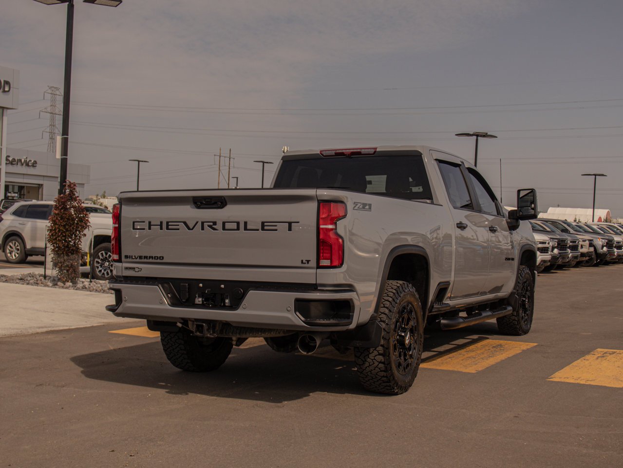 2024 Chevrolet Silverado 2500HD 4WD Crew Cab 159 LT Grey Sherwood Park - photo #8