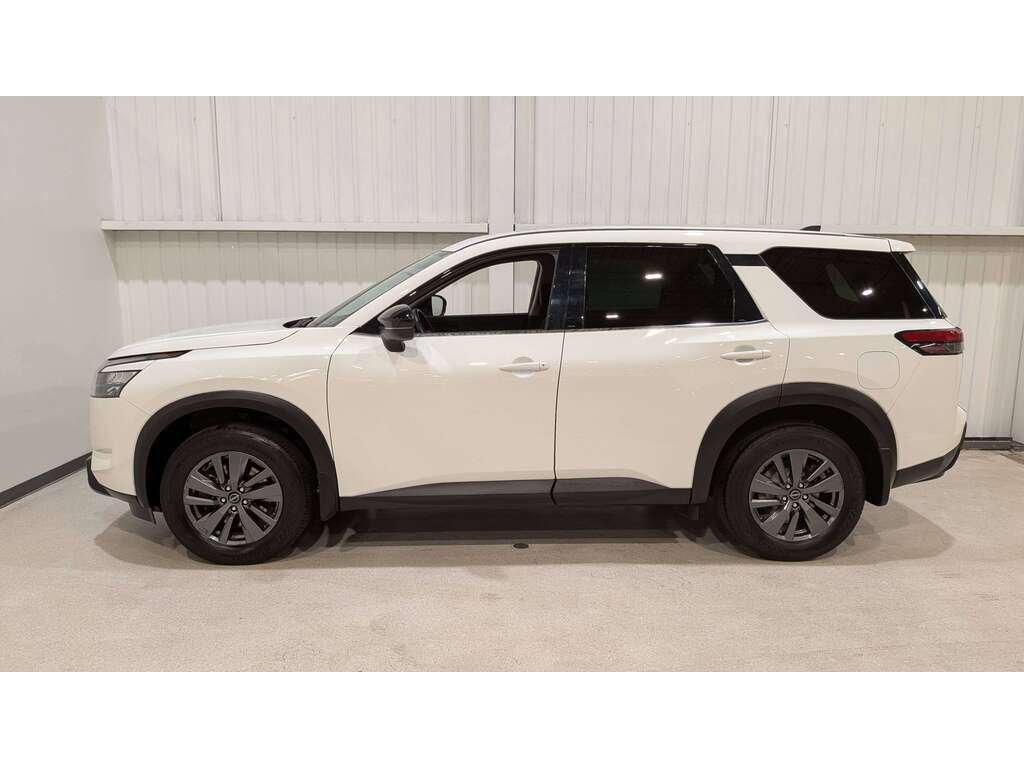 2024 Nissan Pathfinder S 4WD White Val-David - photo #4