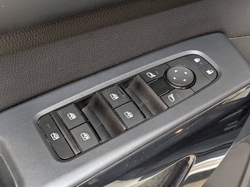 2024 Nissan Pathfinder Rock Creek 4WD White Val-David - photo #34