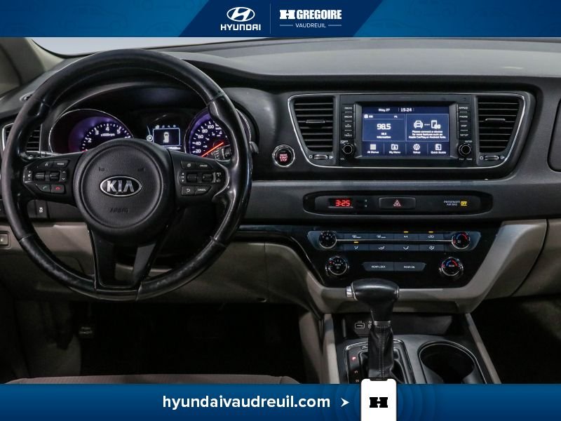 Kia Sedona 2018 Rouge Blainville - photo #24