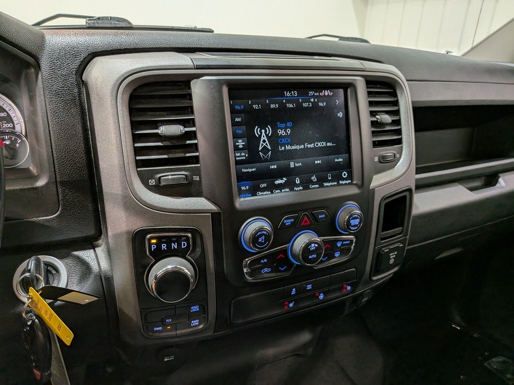 Ram 1500 Classic 2021 Argent Val-David - photo #27