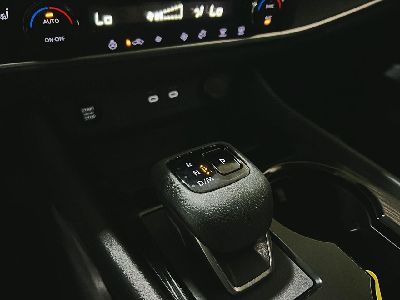 2024 Nissan ROGUE S TRACTION INTEGRALE Black Québec - photo #14