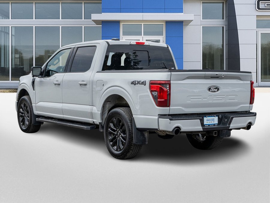 Ford F-150 XLT cabine SuperCrew 4RM caisse de 5,5 pi 2024 Gris