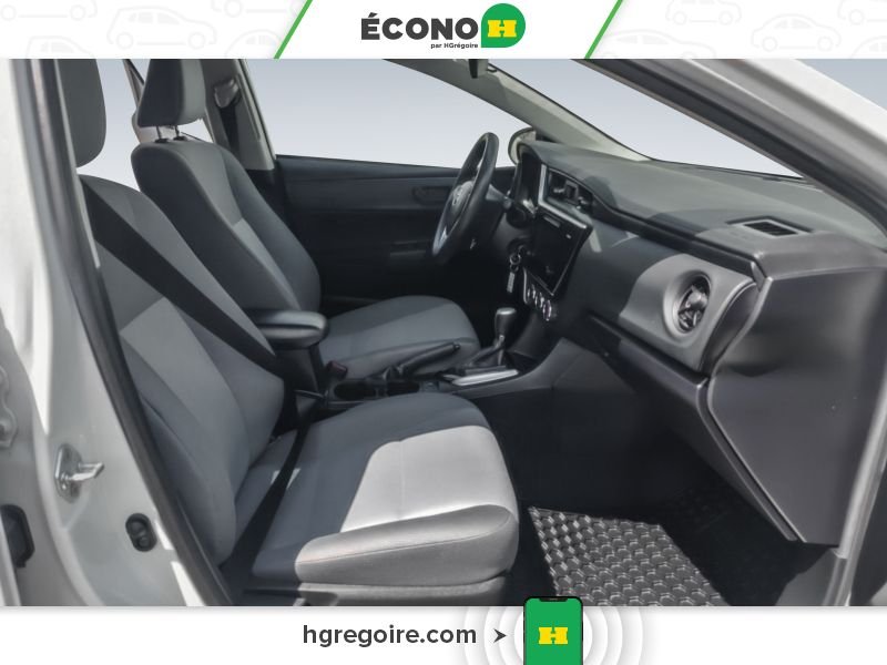 Toyota Corolla 2017 Blanc Laval - photo #16