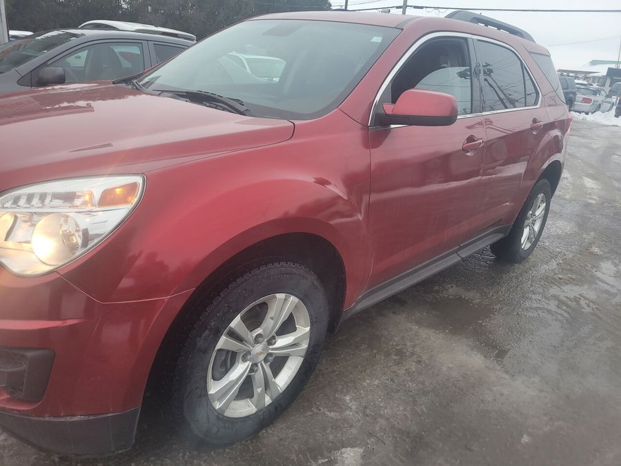 2015 Chevrolet Equinox LT 4 portes à traction avant avec 1LT Red