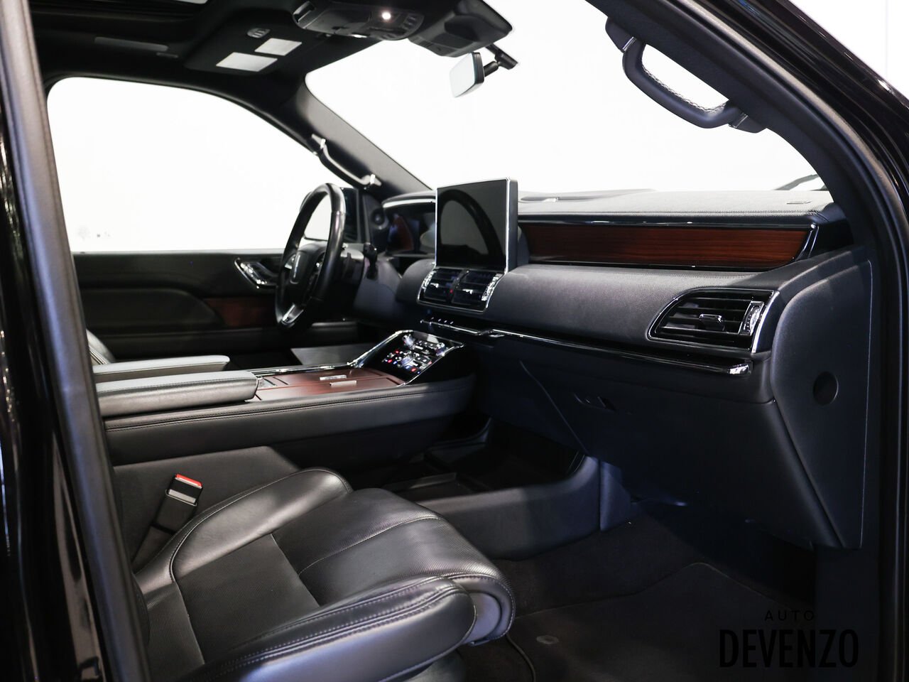 Lincoln Navigator L 2023 Noir Saint-Eustache - photo #4