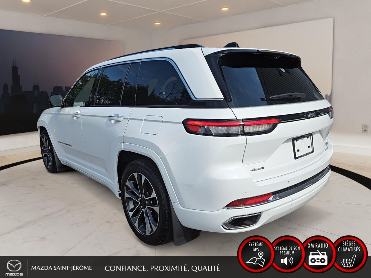 2023 Jeep Grand Cherokee Overland | TOIT PANORAMIQUE | CUIR | 4X4 | White Saint-Jérôme - photo #9