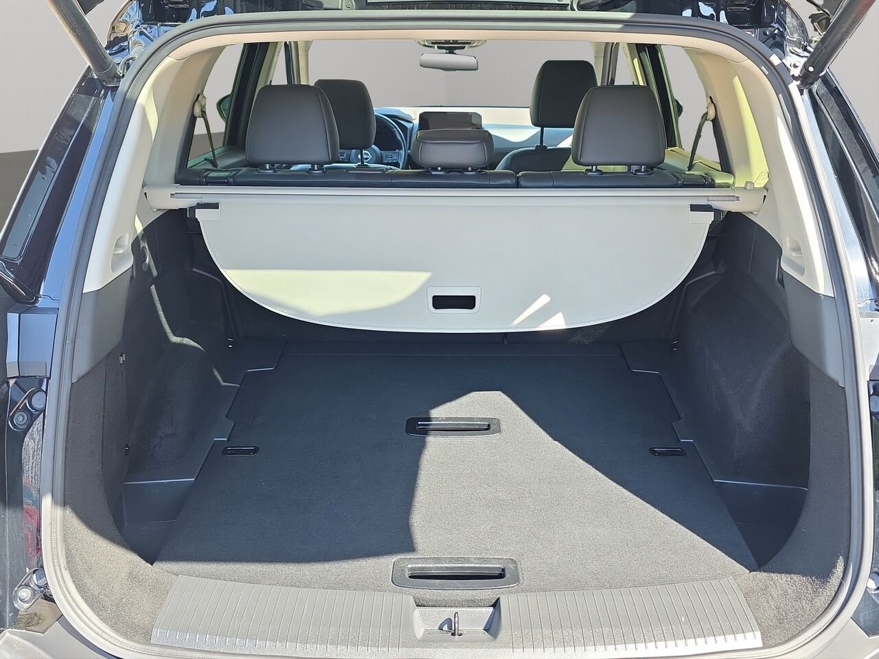 Nissan Rogue Platine TI, Sièges en cuir, Navigation, toit ouvrant panoramique, détecteur d'angles morts 2023 Noir Val-David - photo #21