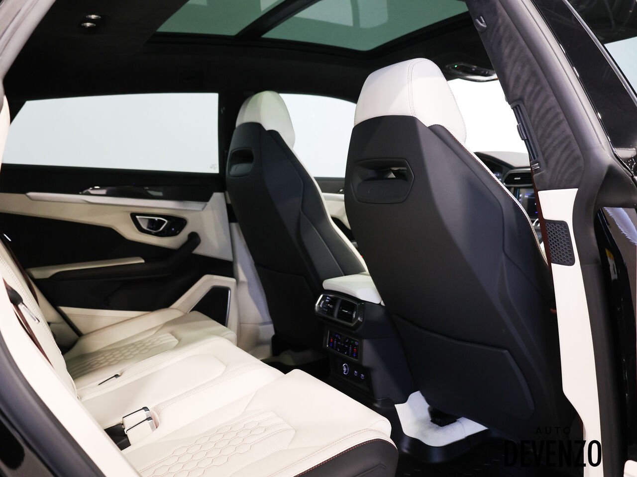 Lamborghini Urus 2023 Noir Saint-Eustache - photo #8