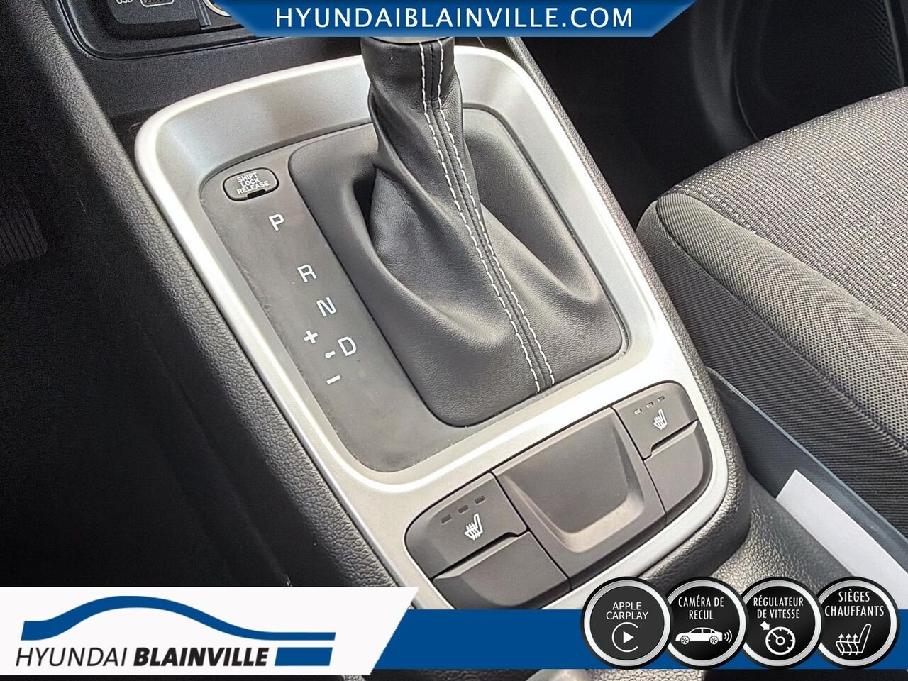 Hyundai Venue 2022 Noir Blainville - photo #14