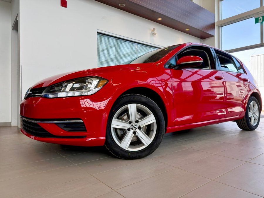 2021 Volkswagen Golf 2021 Red