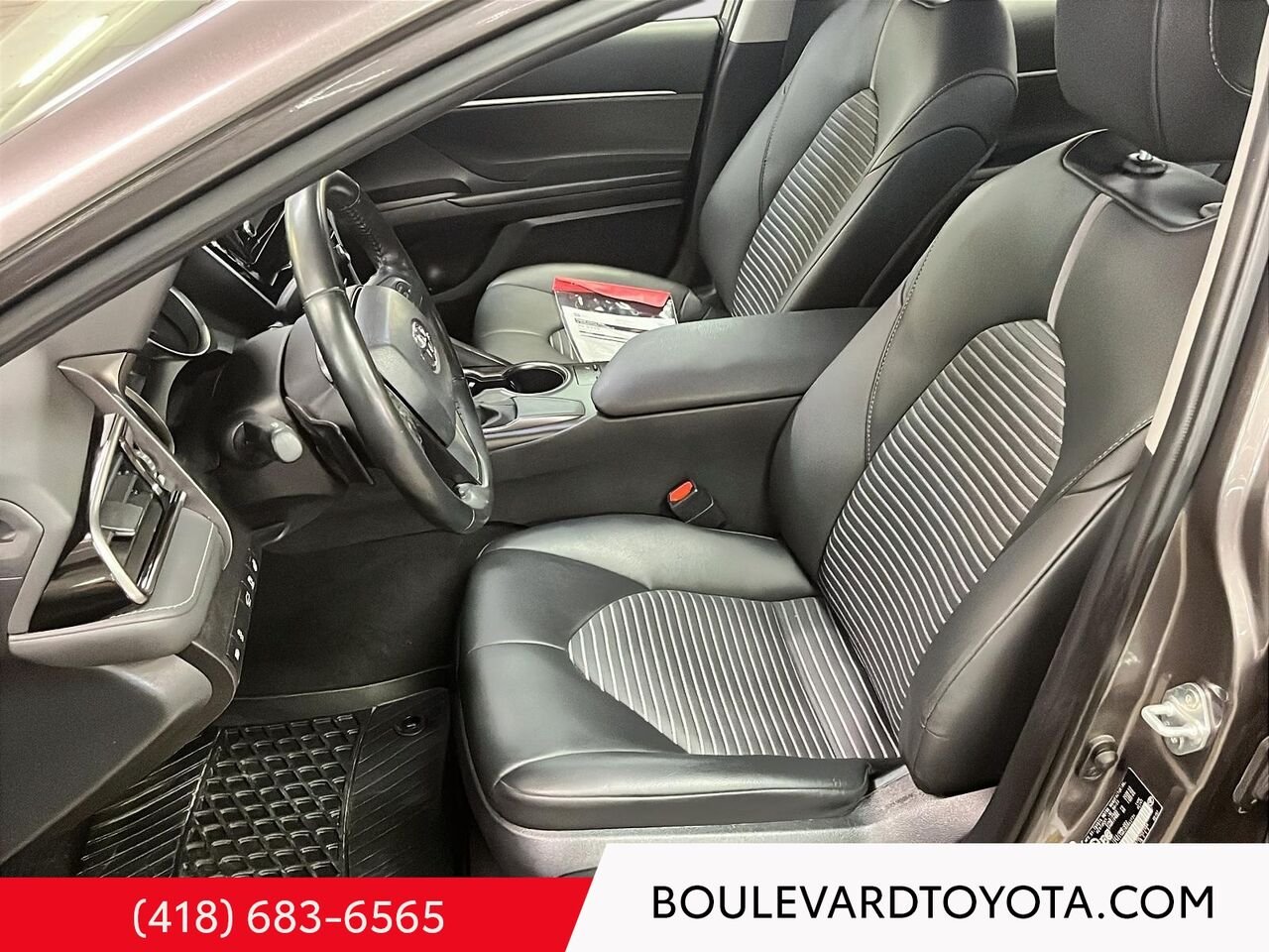 2024 Toyota Camry 100228A-16 | SE boîte de vitesses automatique Grey Québec - photo #8