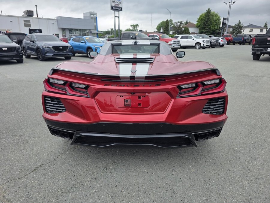 Chevrolet Corvette 2026 2026 Teinte rouge brume métallisé