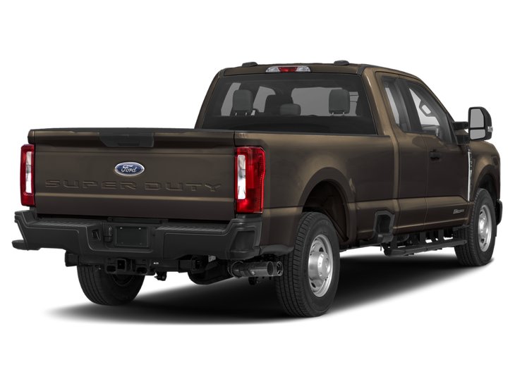 2025 Ford Super Duty F-350 à roues arrière simples XLT