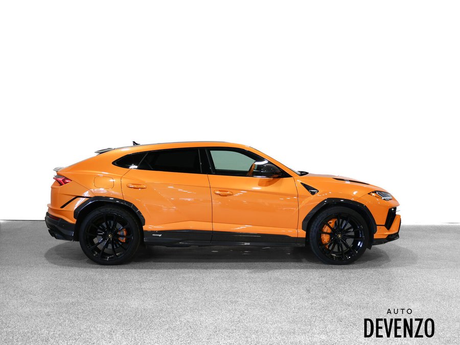 Lamborghini Urus 2023 2023 Orange