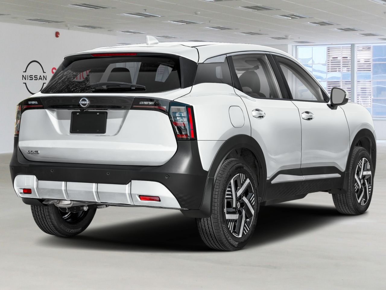 NISSAN Kicks KICKS SV 2026 Blanc d'Aspen triple couche Châteauguay - photo #1