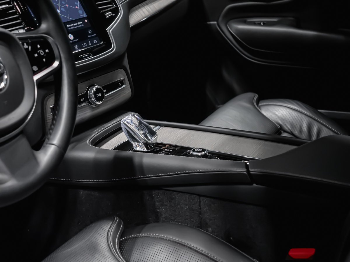 2023 Volvo XC90 B6 ULTIMATE DARK Grey Montreal - photo #6