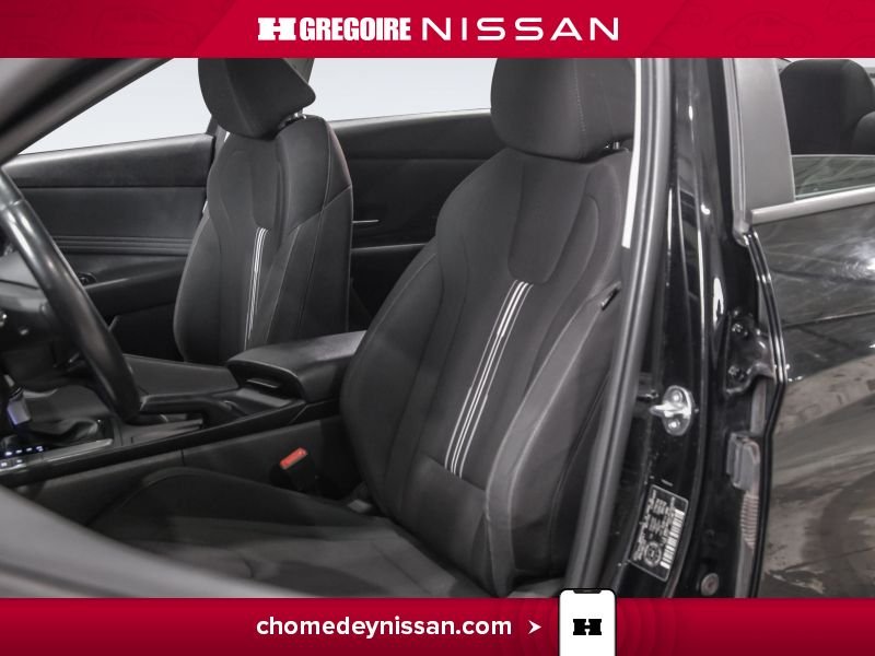 Hyundai Elantra CF7190 | Preferred * Caméra * Bluetooth * Cruise * 2023 Noir Laval - photo #10