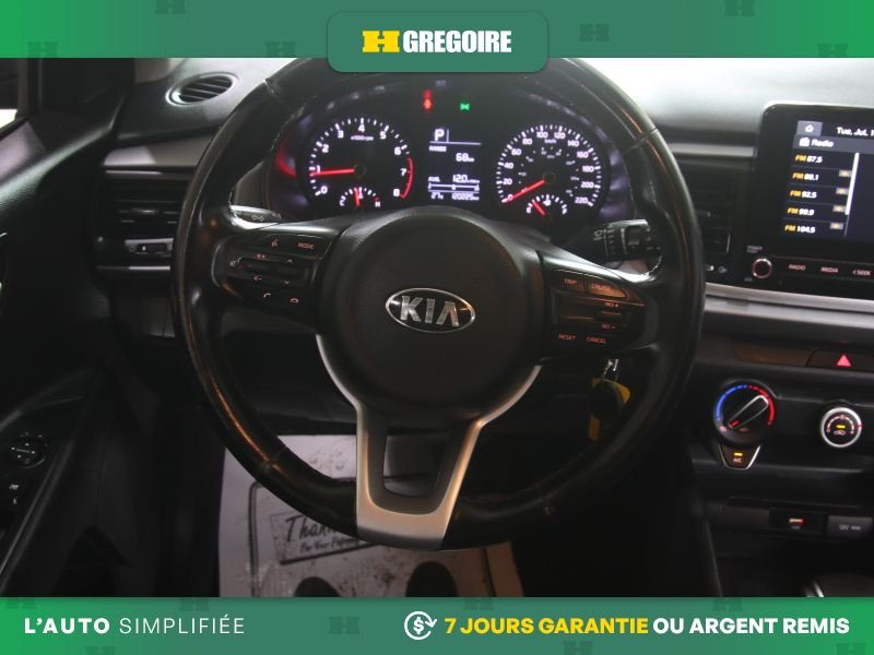 2021 Kia Rio 5 Black Laval - photo #23