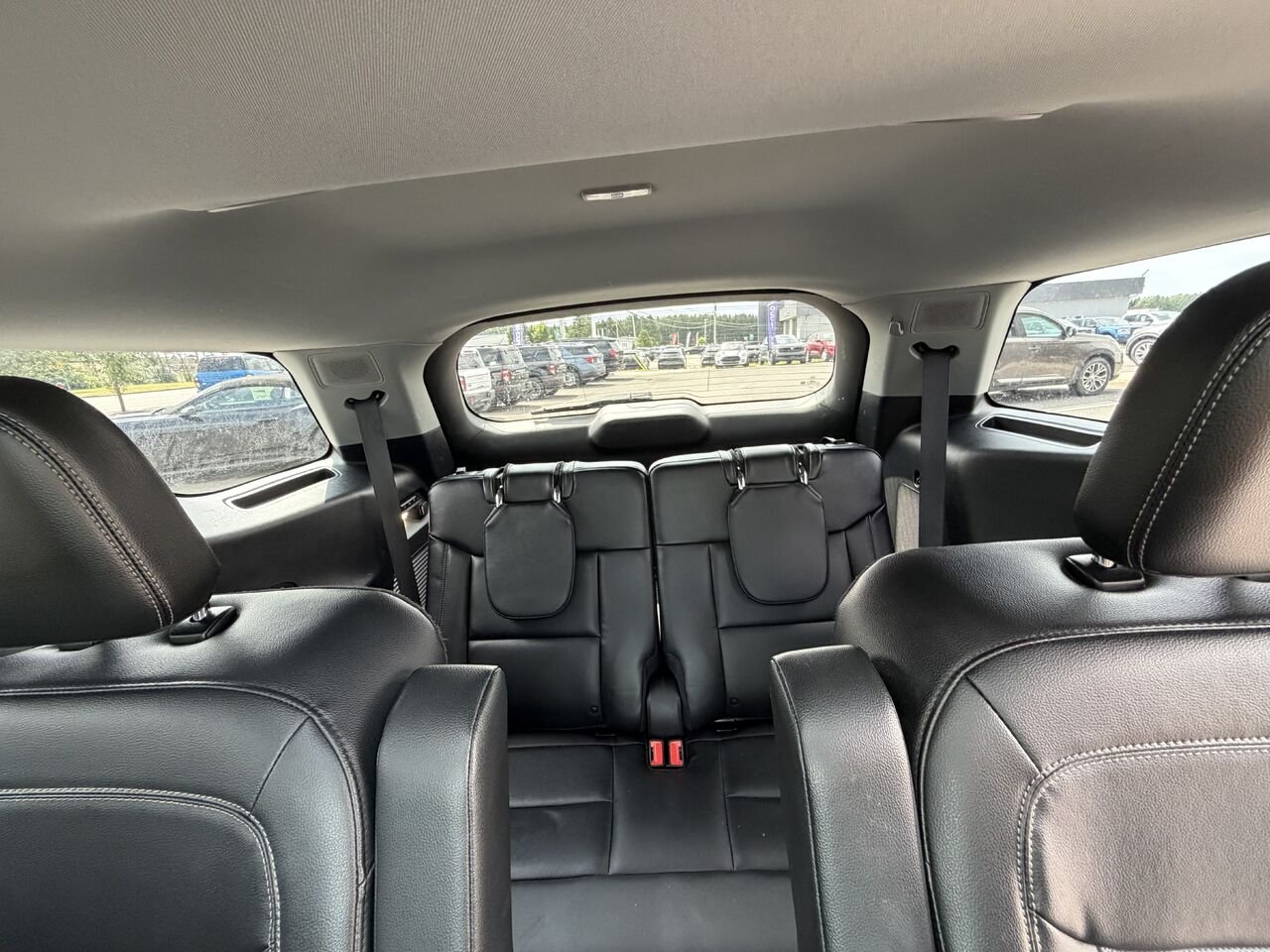 2022 Ford EXPLORER Black Montmagny - photo #8