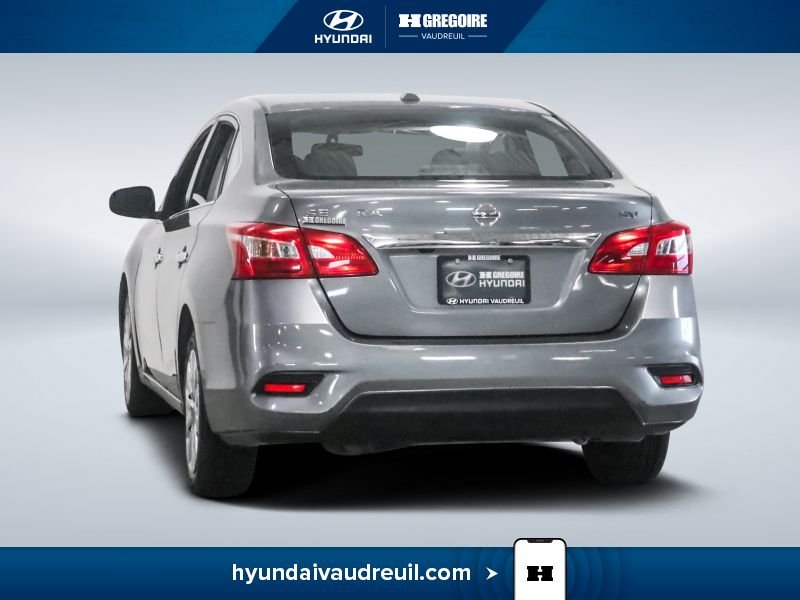 2019 Nissan Sentra Grey Laval - photo #7