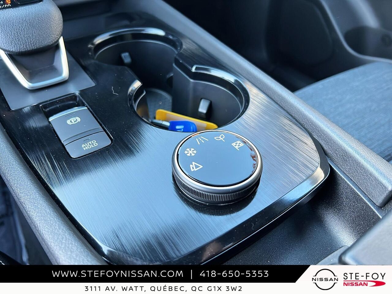 2023 Nissan Rogue SV TI Blue Ste-Foy - photo #15
