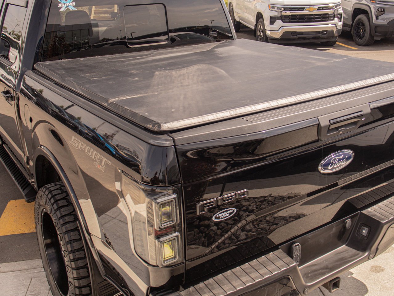 2016 Ford F-150 4WD SuperCrew 145 XLT Black Sherwood Park - photo #10