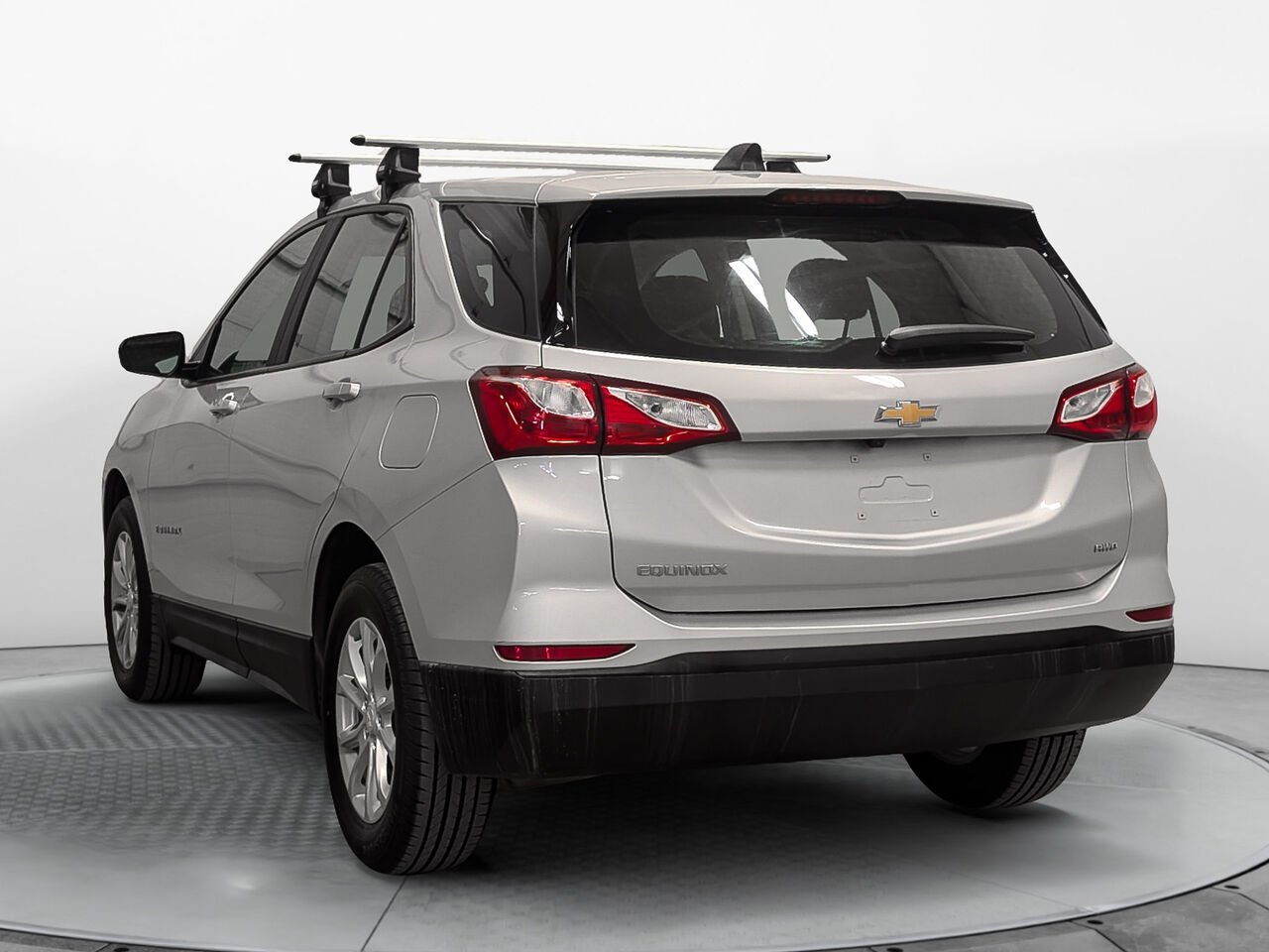 CHEVROLET Equinox LS AWD 2021 Gris Sherbrooke - photo #2