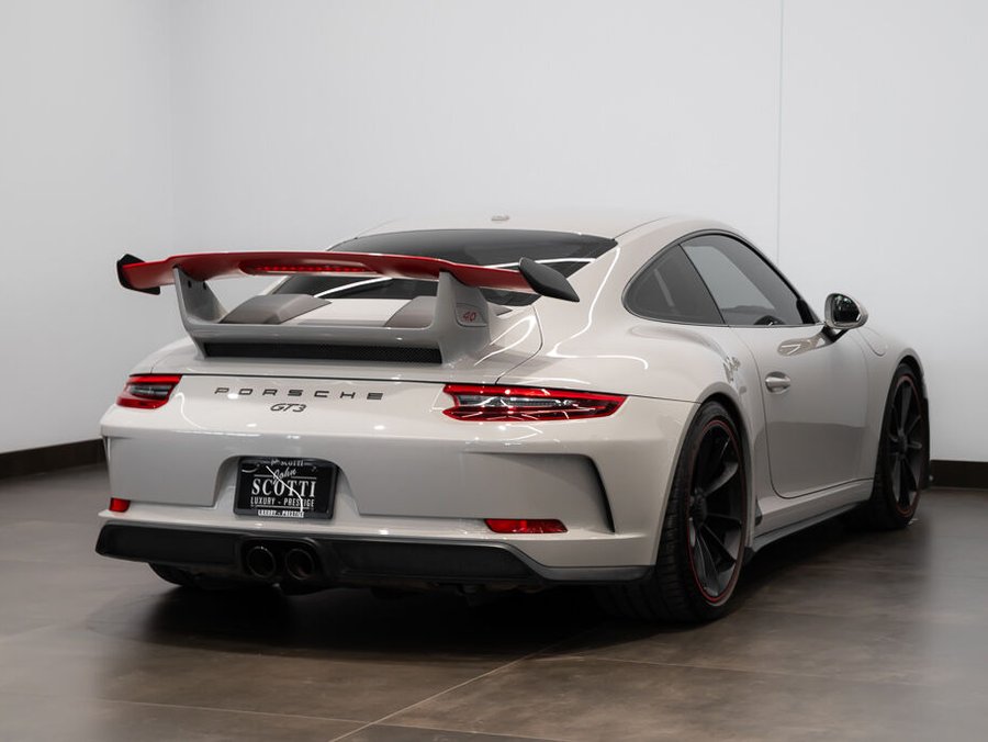 Porsche 911 2018 2018 Gris