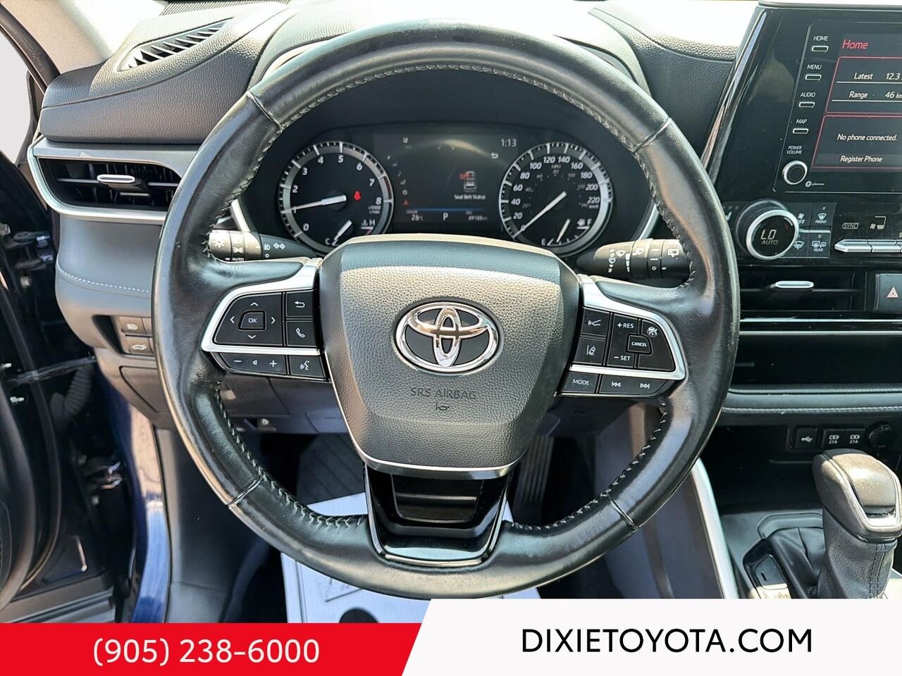 2020 Toyota Highlander XLE AWD / CLEAN CARFAX / HEATED SEATS / MOONROOF / ALLOY WHEELS / Mississauga - photo #11