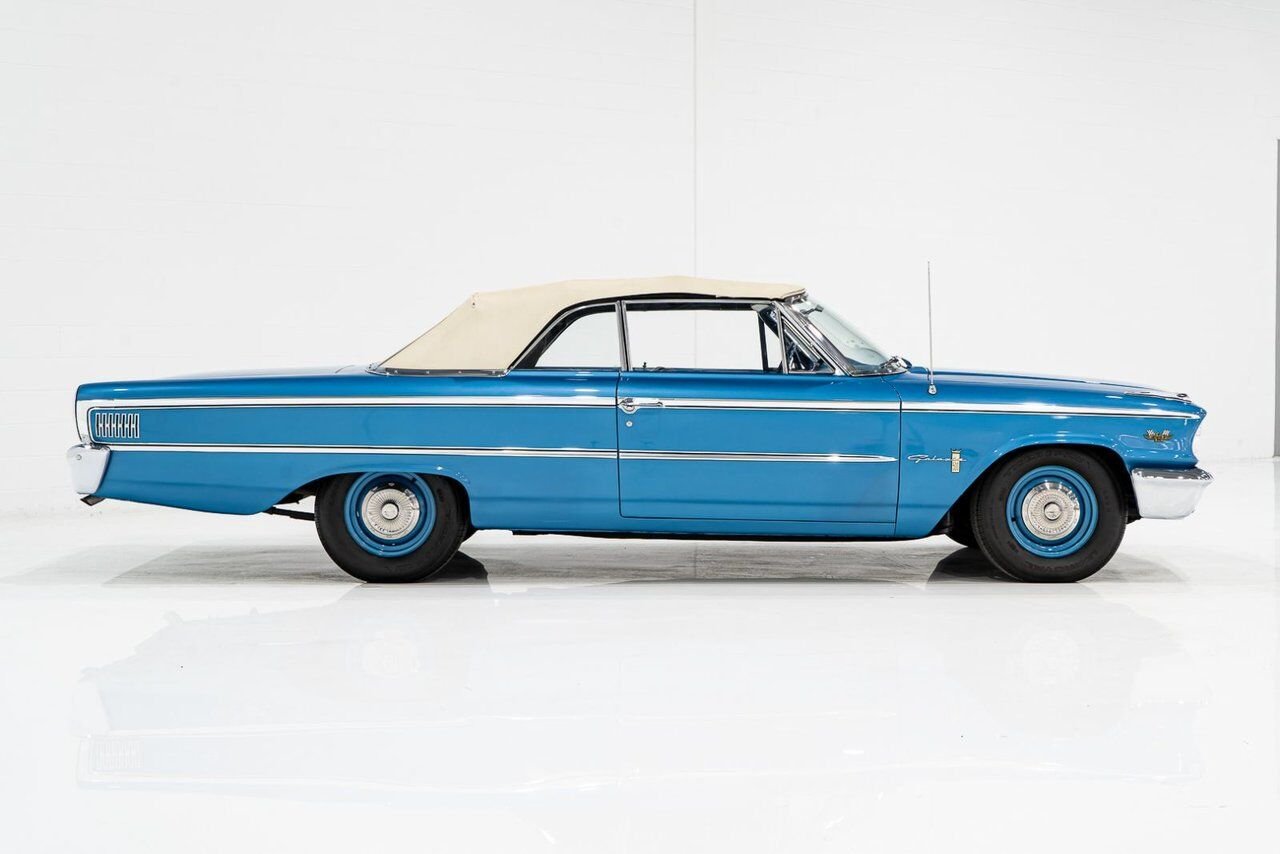 Ford Galaxie 500 *PRIX EN USD* 406 Cu In TriPower 4-Speed Convertible 1963 Bleu Montréal - photo #42