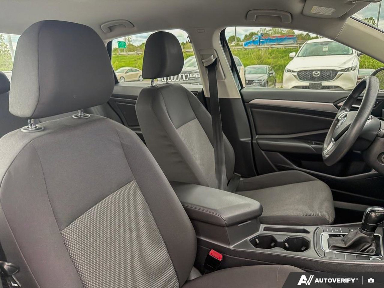 Volkswagen Jetta 3VWC57BU4KM149936 2019 Noir Mirabel - photo #24