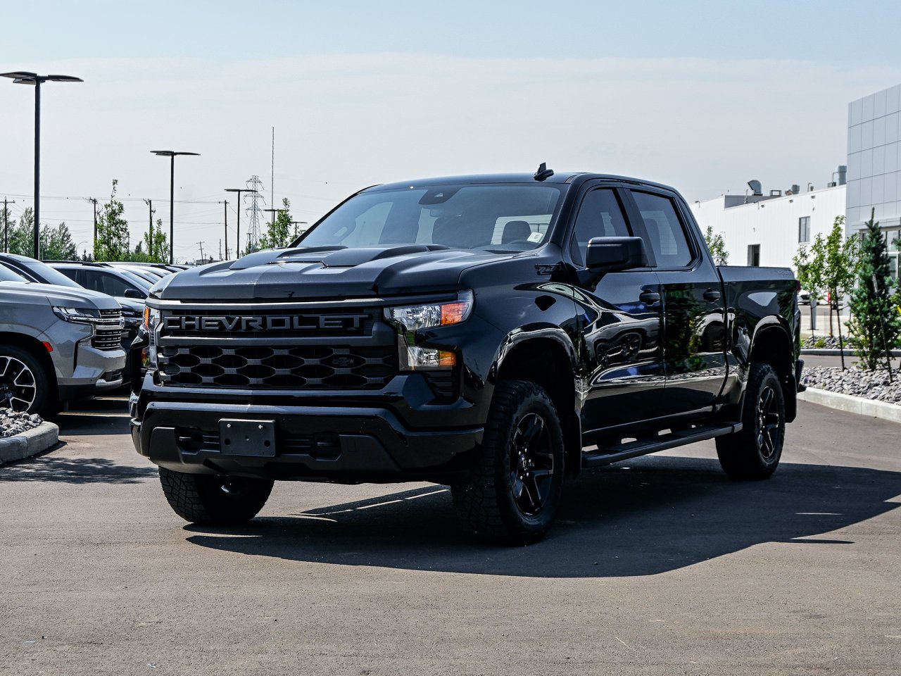 2024 Chevrolet Silverado 1500 4WD Crew Cab 147 Custom Trail Boss Black Sherwood Park - photo #17