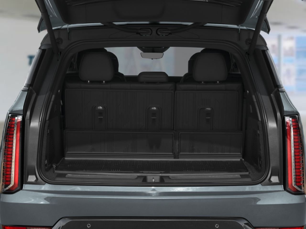 CADILLAC Escalade IQ Traction intégrale, 4 portes Sport 2026 Métal givré Magnus Montmagny - photo #11