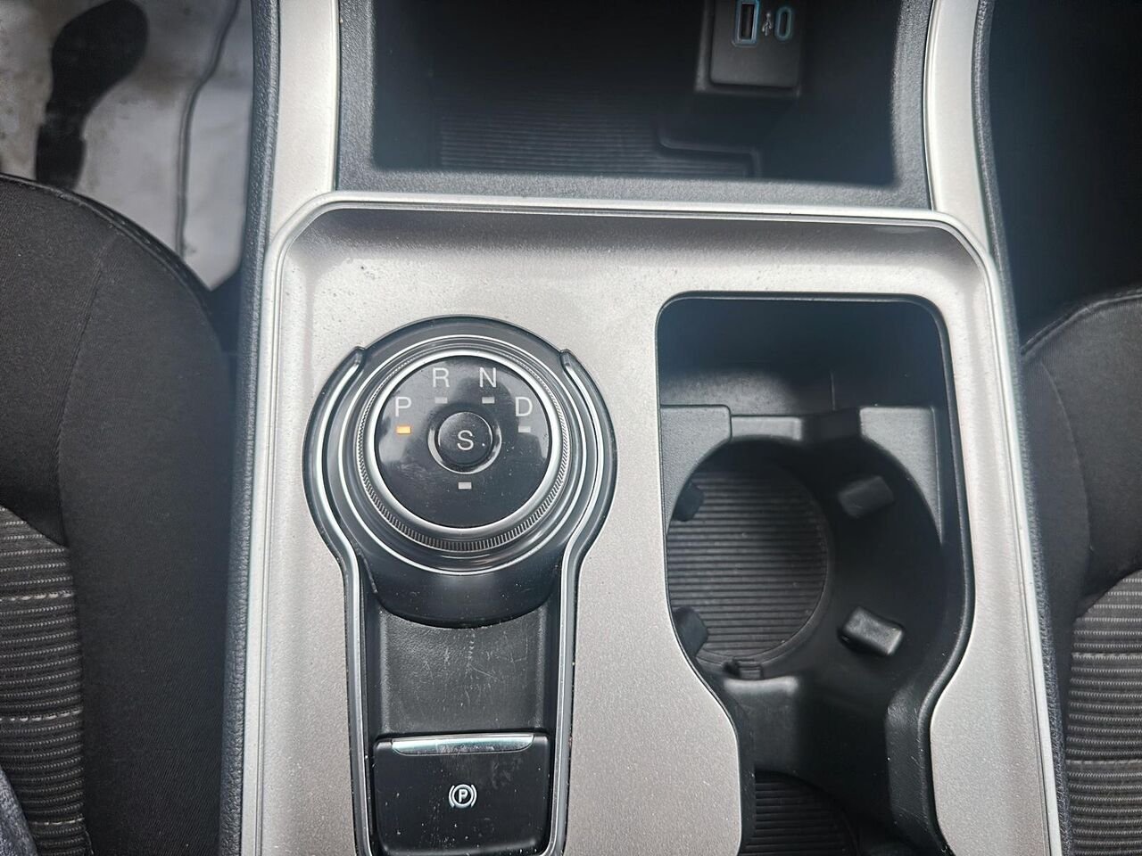 Ford Edge 2024 Gris Rouyn-Noranda - photo #11