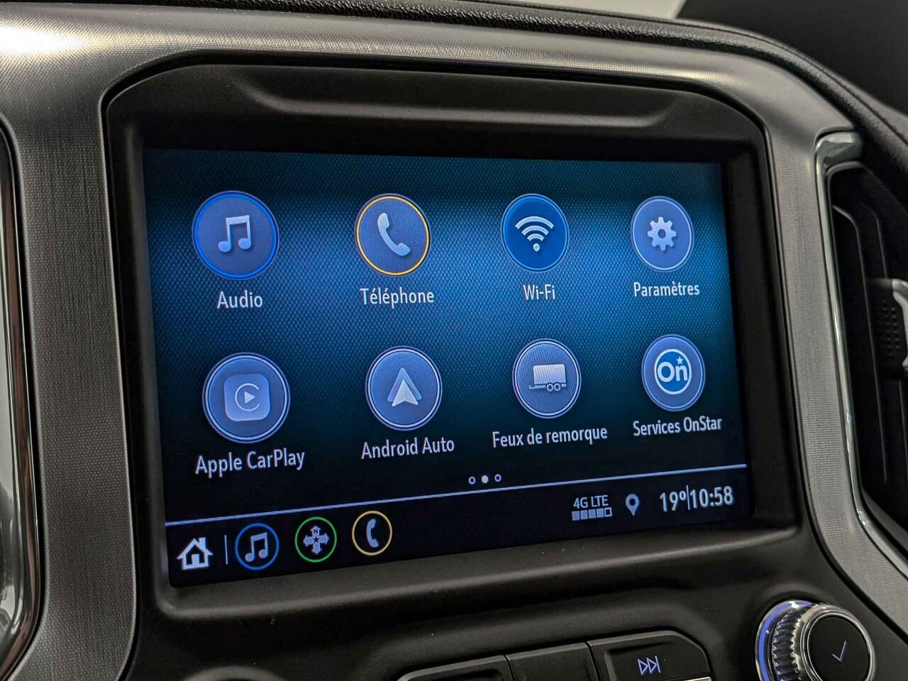 2020 GMC SIERRA 1500 CAISSE STANDARD DE 6 PIEDS 6 Elevation double cab V8 5.3L Grey Sherbrooke - photo #16