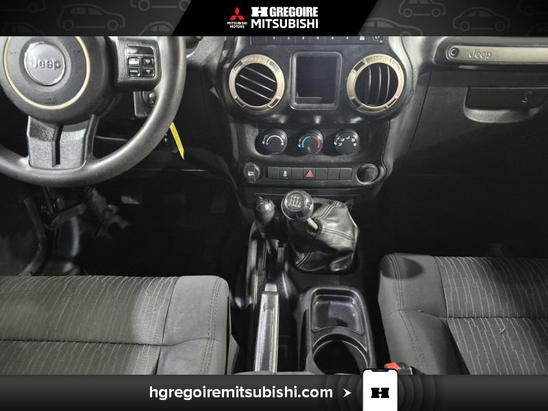 Jeep Wrangler 2011 Noir Blainville - photo #23