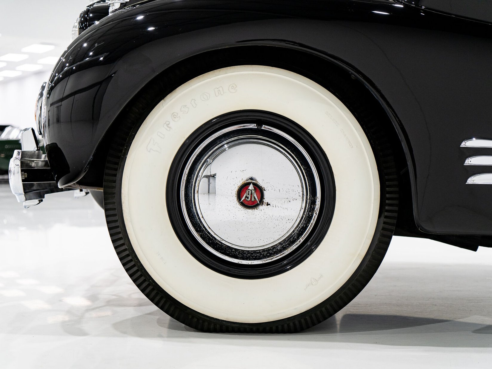 Cadillac Series 90 **PRICE IN USD**1 of 13 V16 1938 Noir Montréal - photo #39