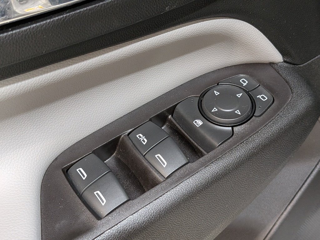 2022 Chevrolet Equinox AWD 4dr LS w/1LS Silver Val-David - photo #32