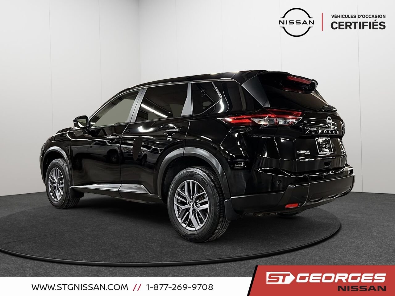 2024 Nissan Rogue Black Saint-Georges - photo #3