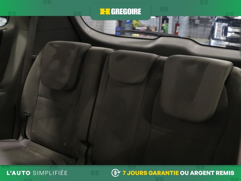 2020 Kia Sedona White Laval - photo #18